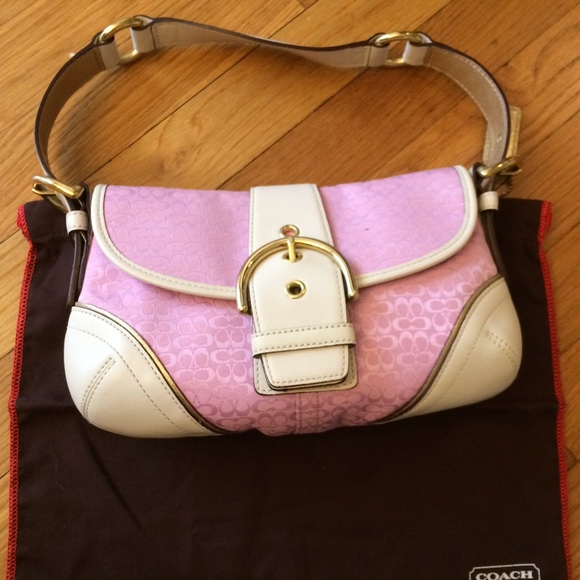 Coach Handbags - 🎉final reduction🎉 Brand new coach bag