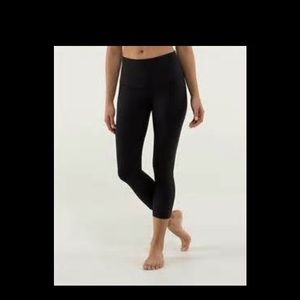 Wunder Under Crop Roll Down