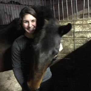 Meet your Posher, Leah