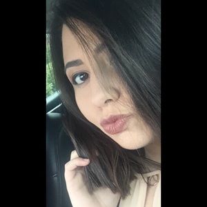 Meet your Posher, Sarai