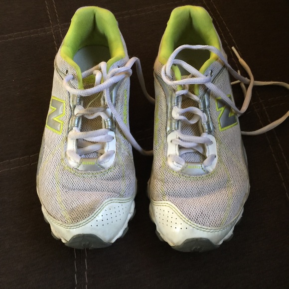 New Balance Women's tennis shoes