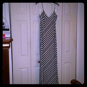 Lauren Maxi dress