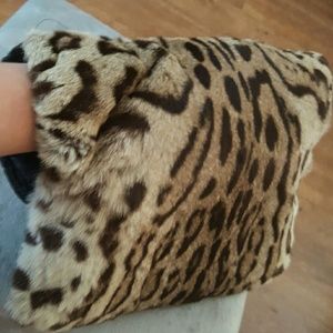Leopard fur hand warmer and carry pouch