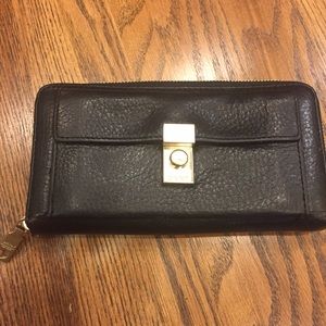 DKNY wallet