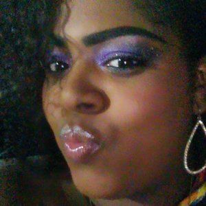 Meet your Posher, Candace