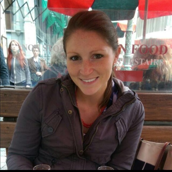 Meet your Posher, Sarah
