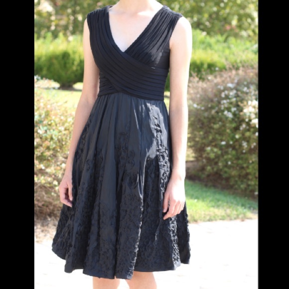 Black Adrianna Papell Formal Dress - Picture 1 of 1