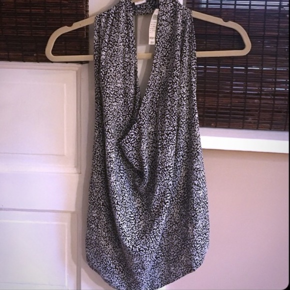 Arden B Backless Halter Top - Picture 4 of 4