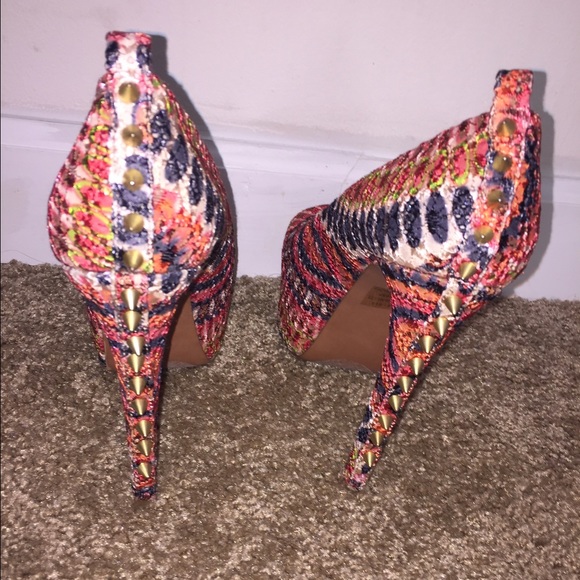 Wild Pair high heels...size us 8