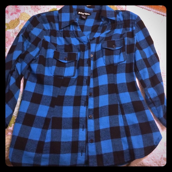 Cute Black and Blue Plaid Flannel