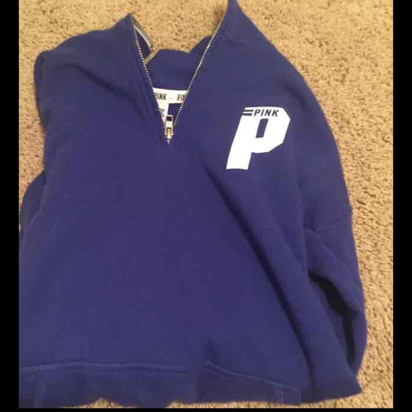 Sweaters - Victoria's Secret Pink sweatshirt size xs