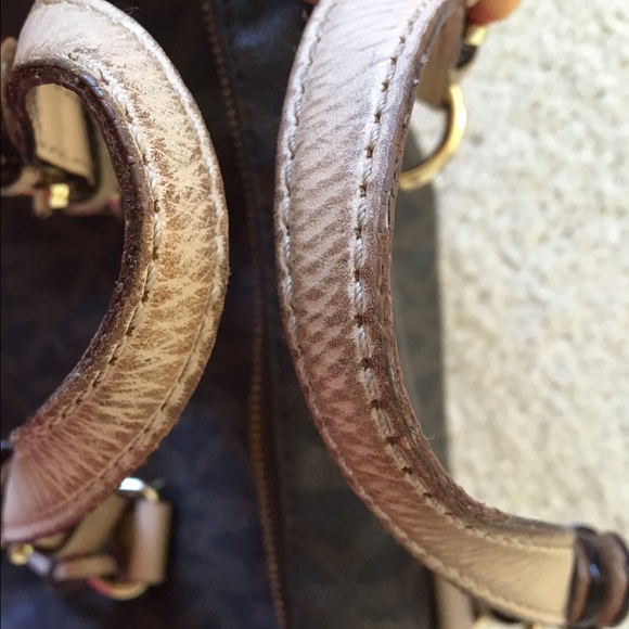 MK Grayson medium tote. No trade - Picture 4 of 4