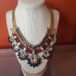 Statement necklace