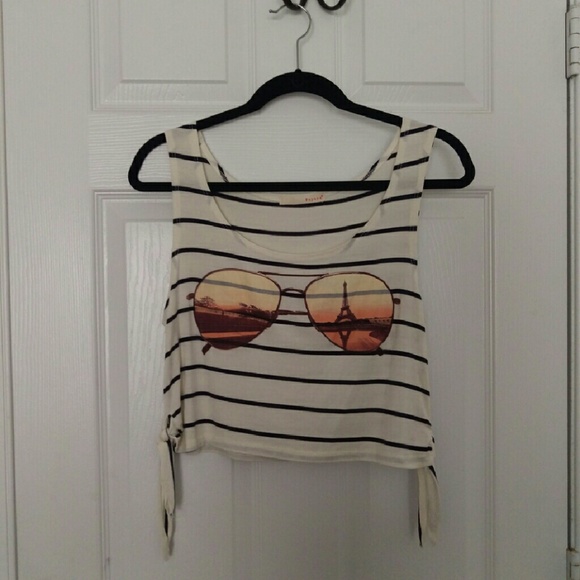 Striped side tie crop top - Picture 2 of 3