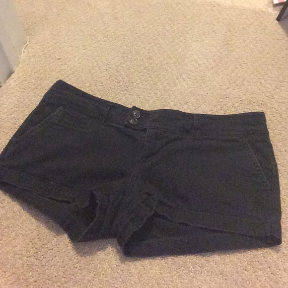 American Eagle Classic Black Shorts