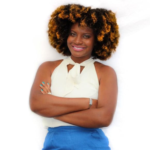 Meet your Posher, Erineka - Picture 2 of 2