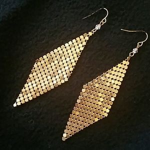 DANGLING MESH EARRINGS