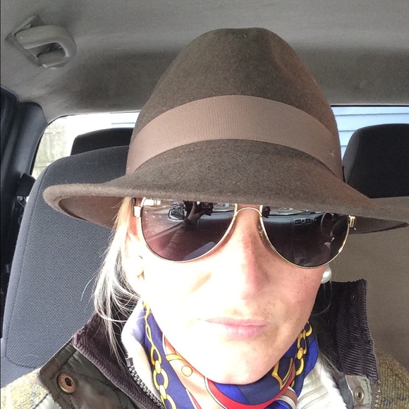 Meet your Posher, Katherine - Picture 3 of 4