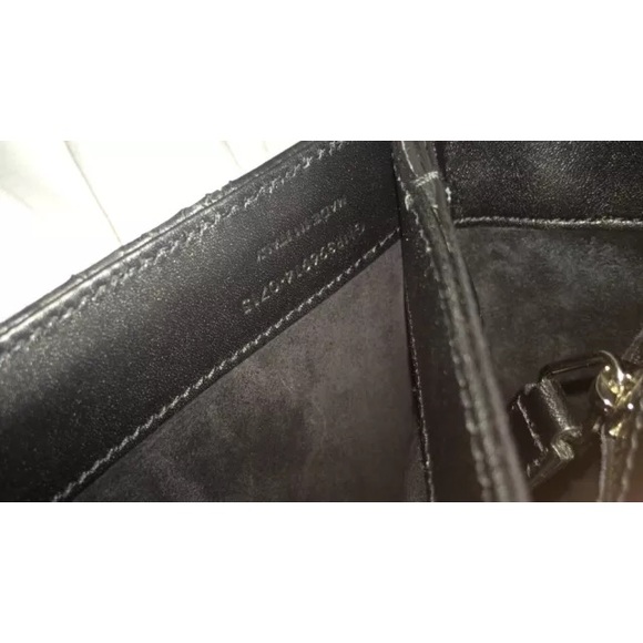 🚫🚫SOLD🚫CLASSIC MEDIUM MONOGRAM SAINT LAURENT - Picture 4 of 4