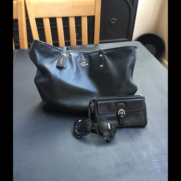 Coach purse,wristlet and sunglasses bundle
