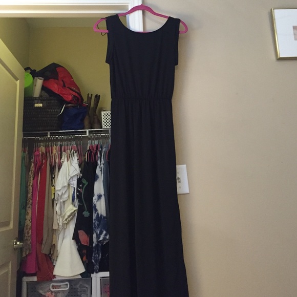 Black maxi dress