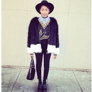 Meet your Posher, Fleur