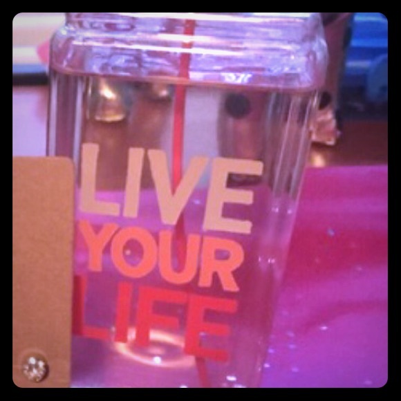 American Eagle "Live Your Life" body spray