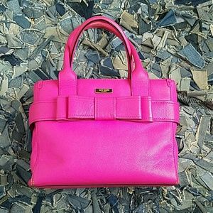 Kate Spade Handbag/ Comes with original dust bag