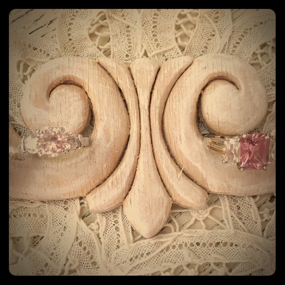 ❣LAST DAY❣~ 2 fun sparkly💕rings