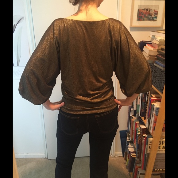 Gold shimmer vneck top - Picture 2 of 2