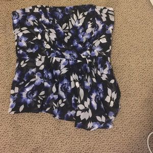 White House black market bustier