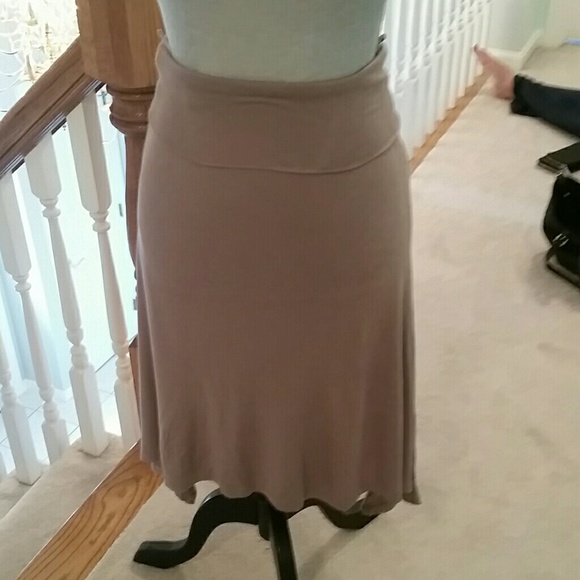 Taupe lightweight summer skirt