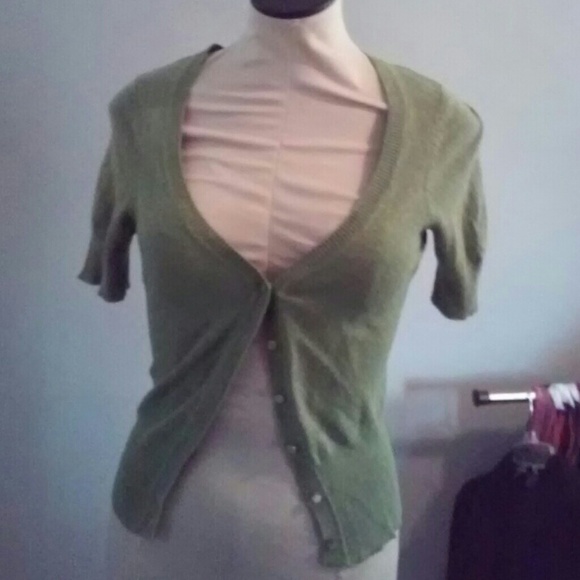 Green quarter sleeves maeve sweater - Picture 1 of 3