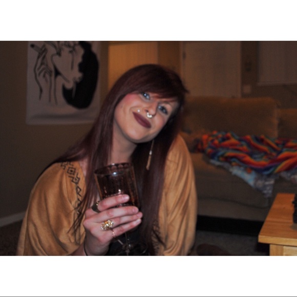 Meet your Posher, Savannah - Picture 16 of 16