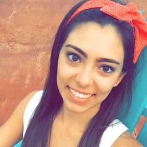 Meet your Posher, Andrea