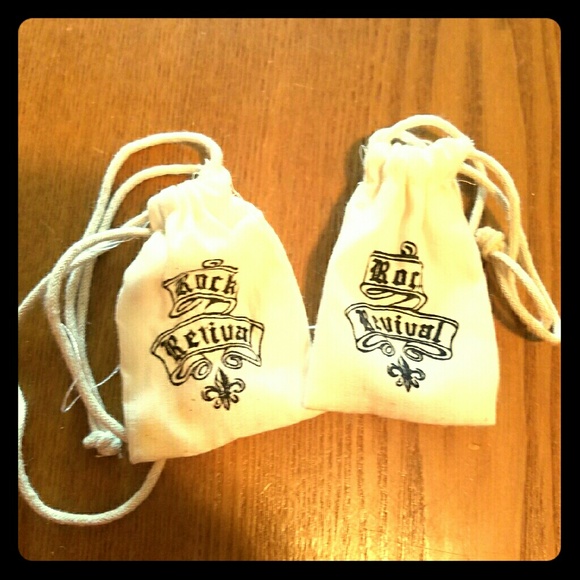 3 Rock Revival buttons