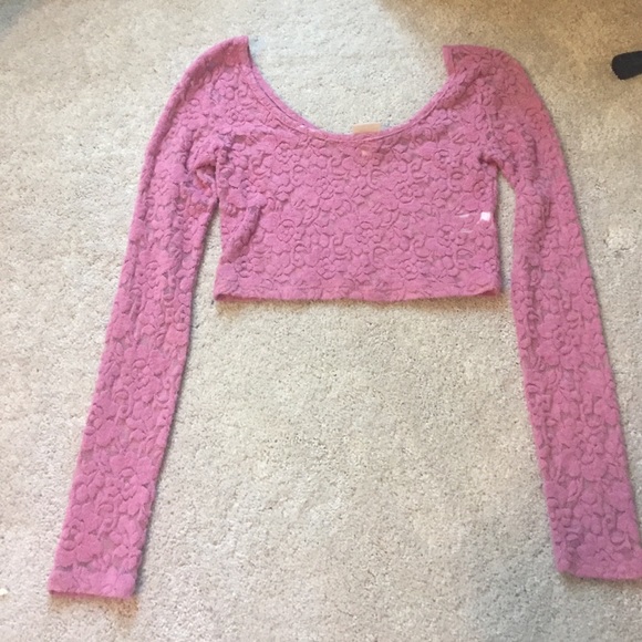 Long sleeve crop top