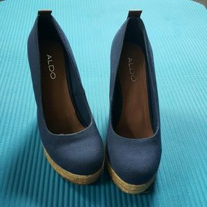 Aldo navy blue wedge