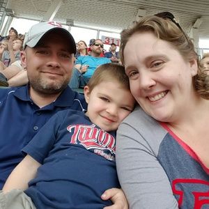 Meet your Posher, Debbie