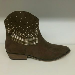 Womens Brand New Brown Studded Cowgirl Boots Sz 7