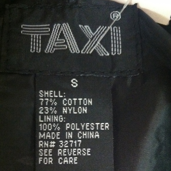 Clothes - Picture 4 of 4