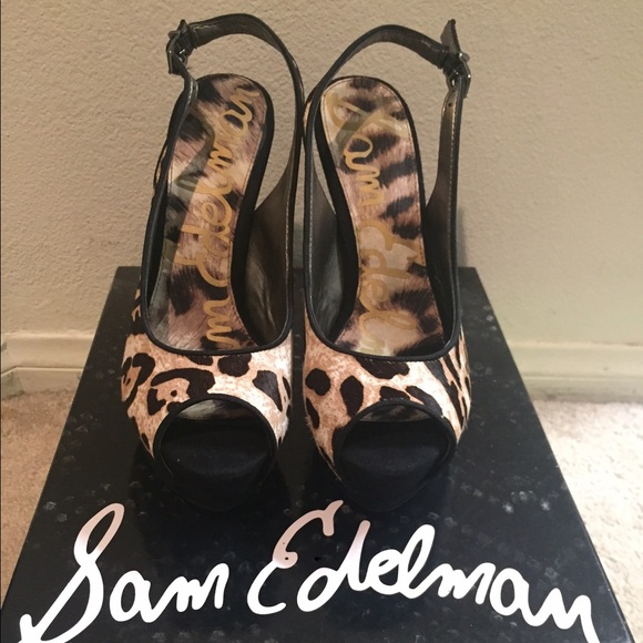*SAM EDELMAN* leopard print pump