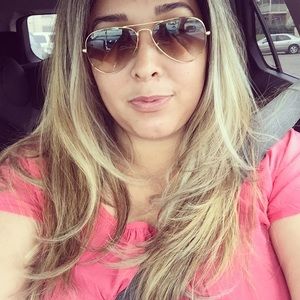 Meet your Posher Yanira