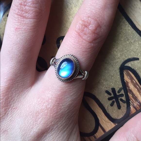 Sterling silver moonstone ring size 7 gorgeous
