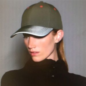 Olive green lululemon hat
