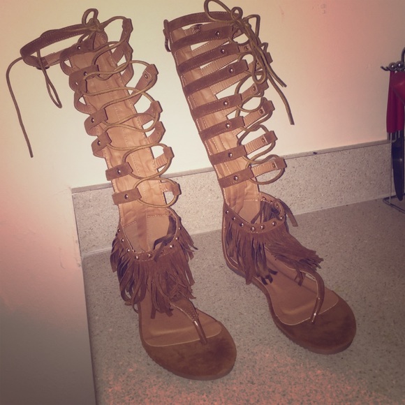 Gladiator sandals😍
