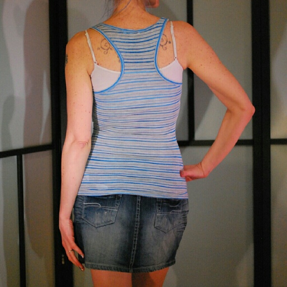 Striped Racer Back Tank Top - Picture 3 of 3