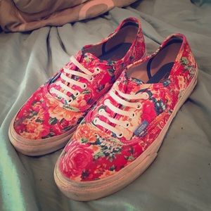 Floral Vans Super Cute!