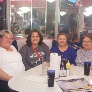 Meet your Posher, Lori