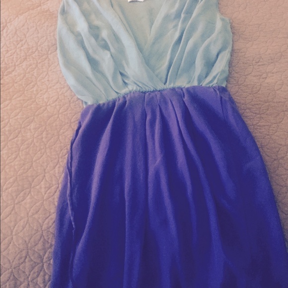 Teal and blue tulip dress - Picture 3 of 3